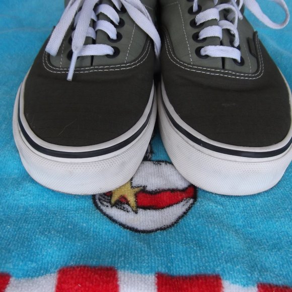 vans off the wall olive shoes size mens 8 womens 9.5 main image 5